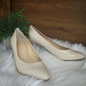 Liz Claiborne Nude Patent Leather Pump